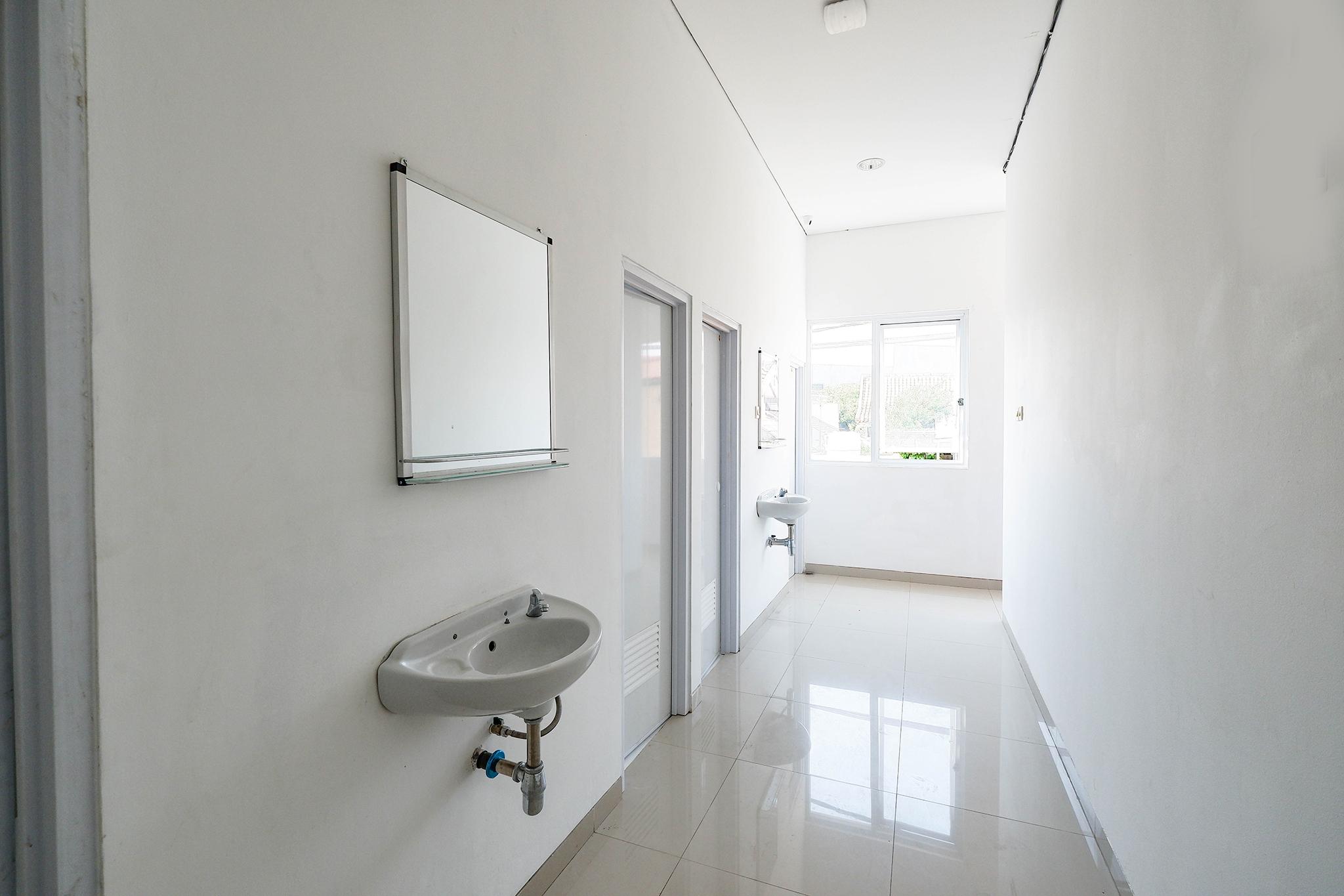 Spot On 2026 Arta Residence Semarang Exterior foto